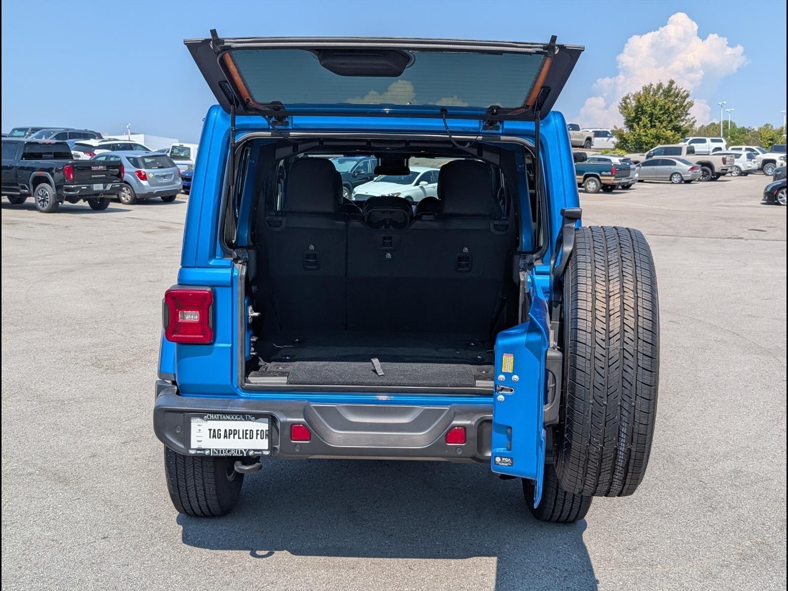 2024 Jeep Wrangler Sahara