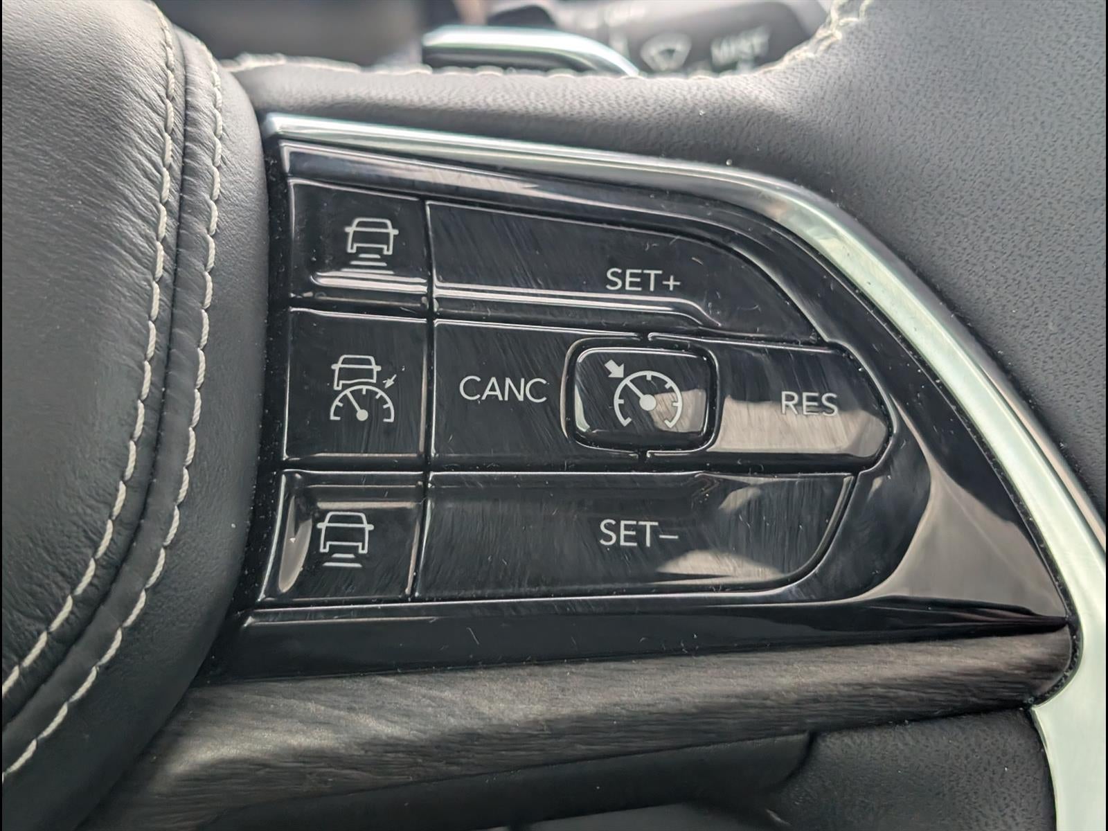 2023 Jeep Grand Cherokee L Overland