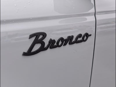 2021 Ford Bronco Base