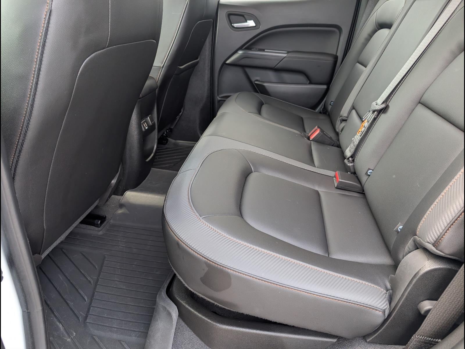 2022 GMC Canyon AT4 - Leather