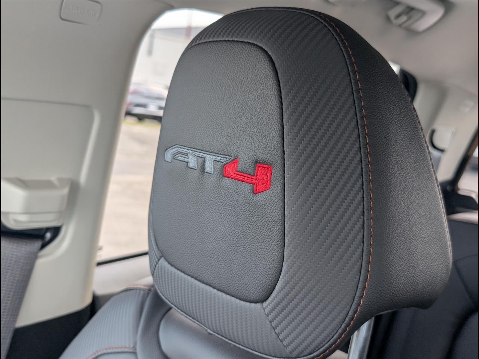 2022 GMC Canyon AT4 - Leather