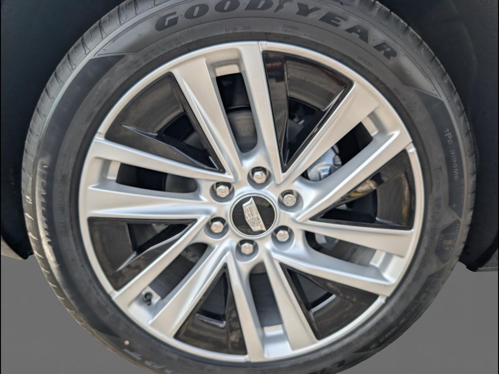 2026 Cadillac VISTIQ Luxury