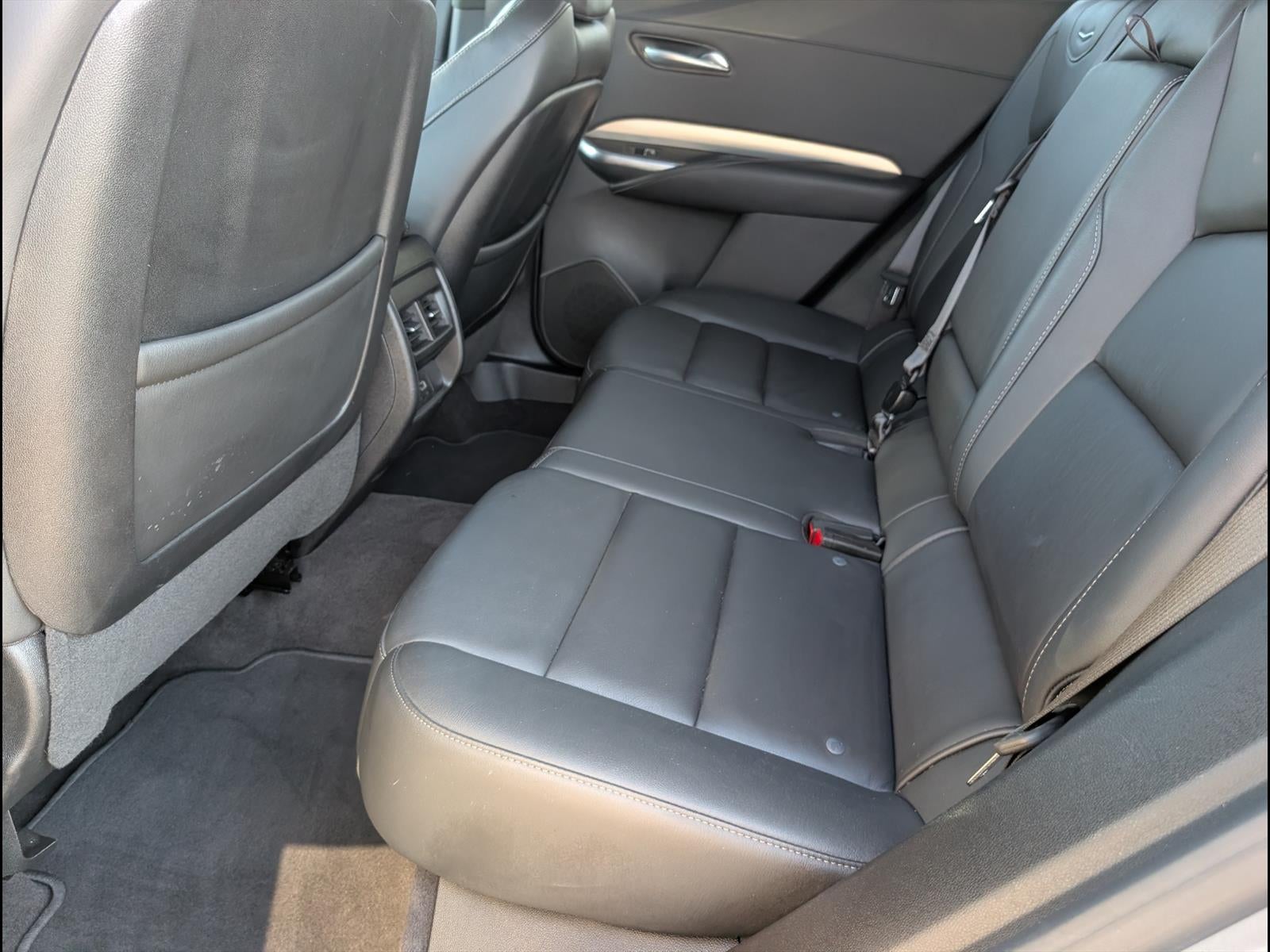 2023 Cadillac XT4 FWD Premium Luxury