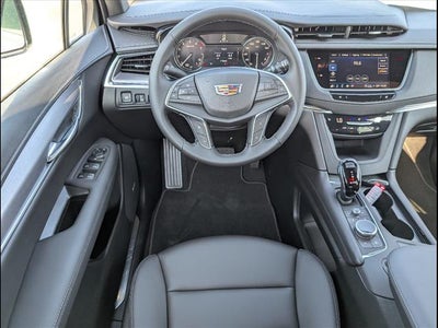 2025 Cadillac XT5 Luxury
