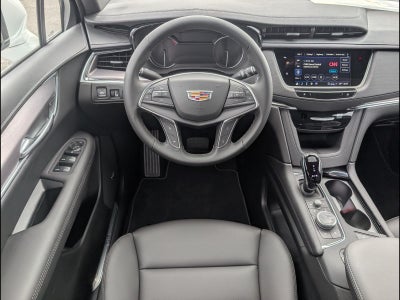 2026 Cadillac XT5 Luxury