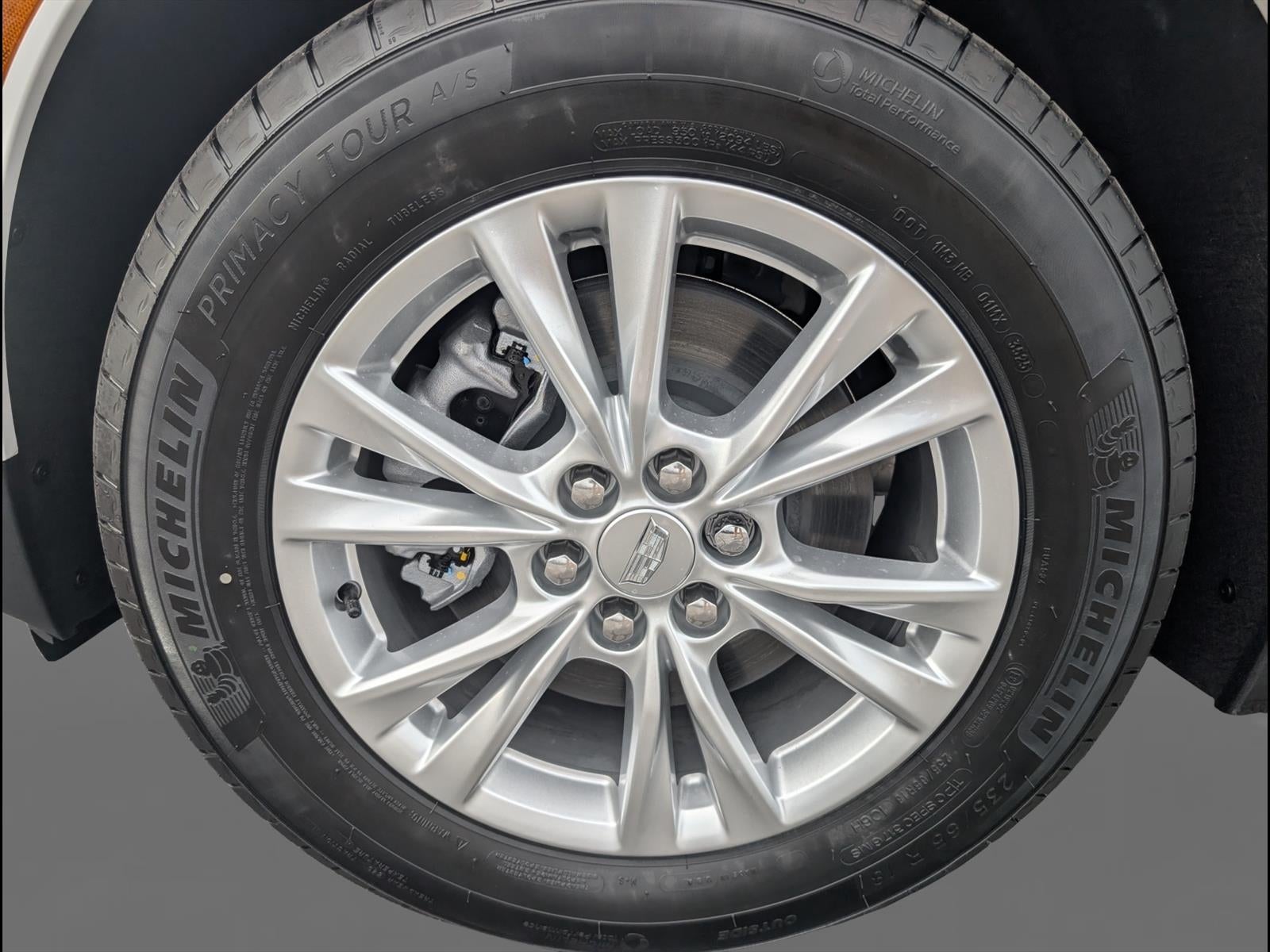 2026 Cadillac XT5 Luxury