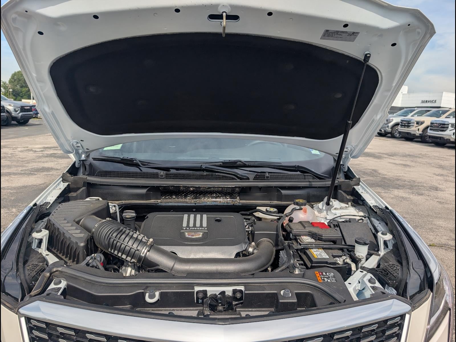 2026 Cadillac XT5 Luxury