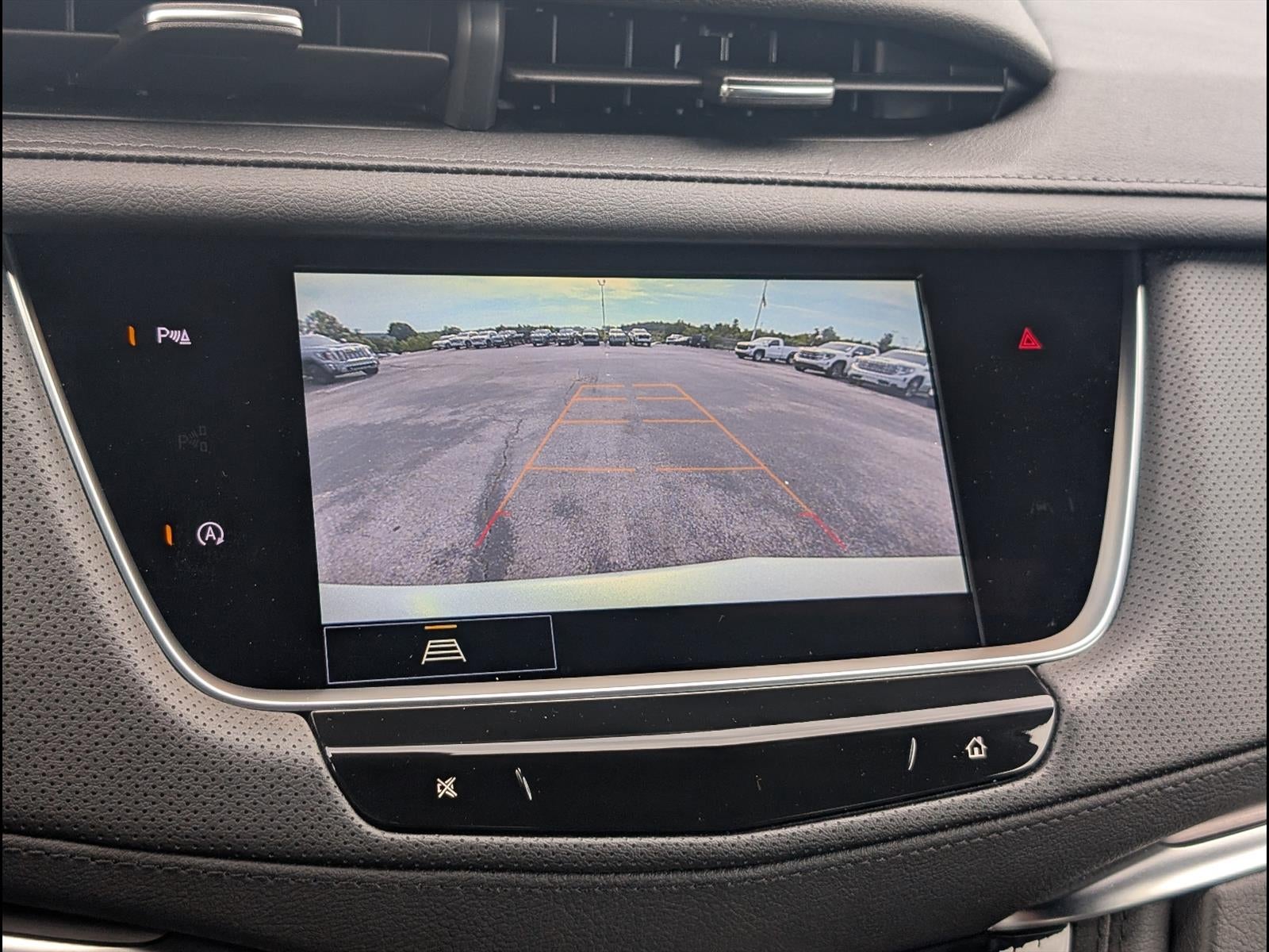 2026 Cadillac XT5 Luxury