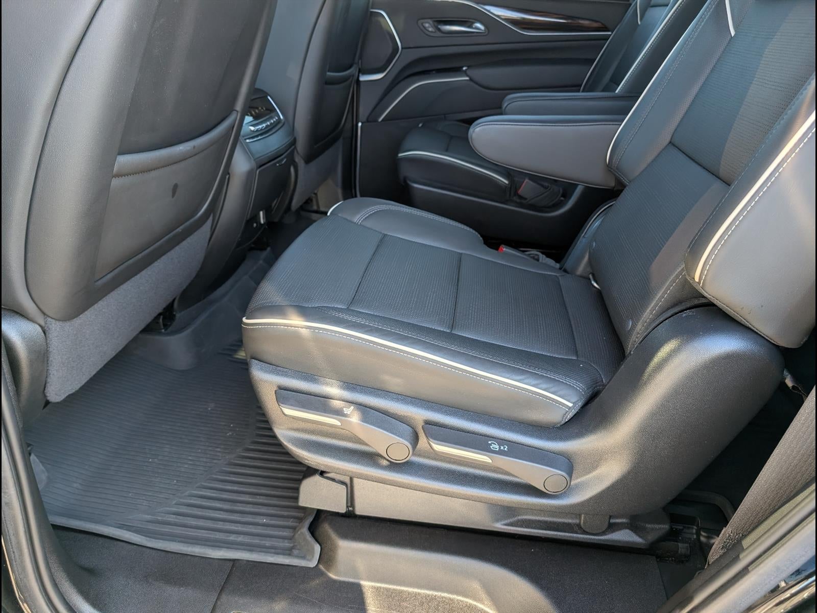 2022 Cadillac Escalade Premium Luxury