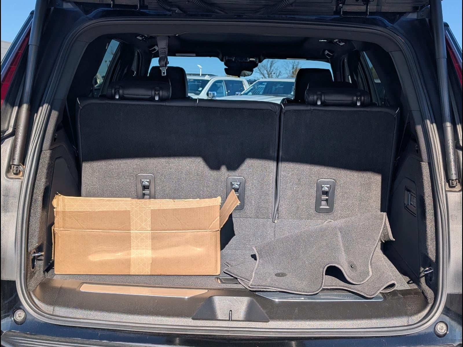 2022 Cadillac Escalade Premium Luxury