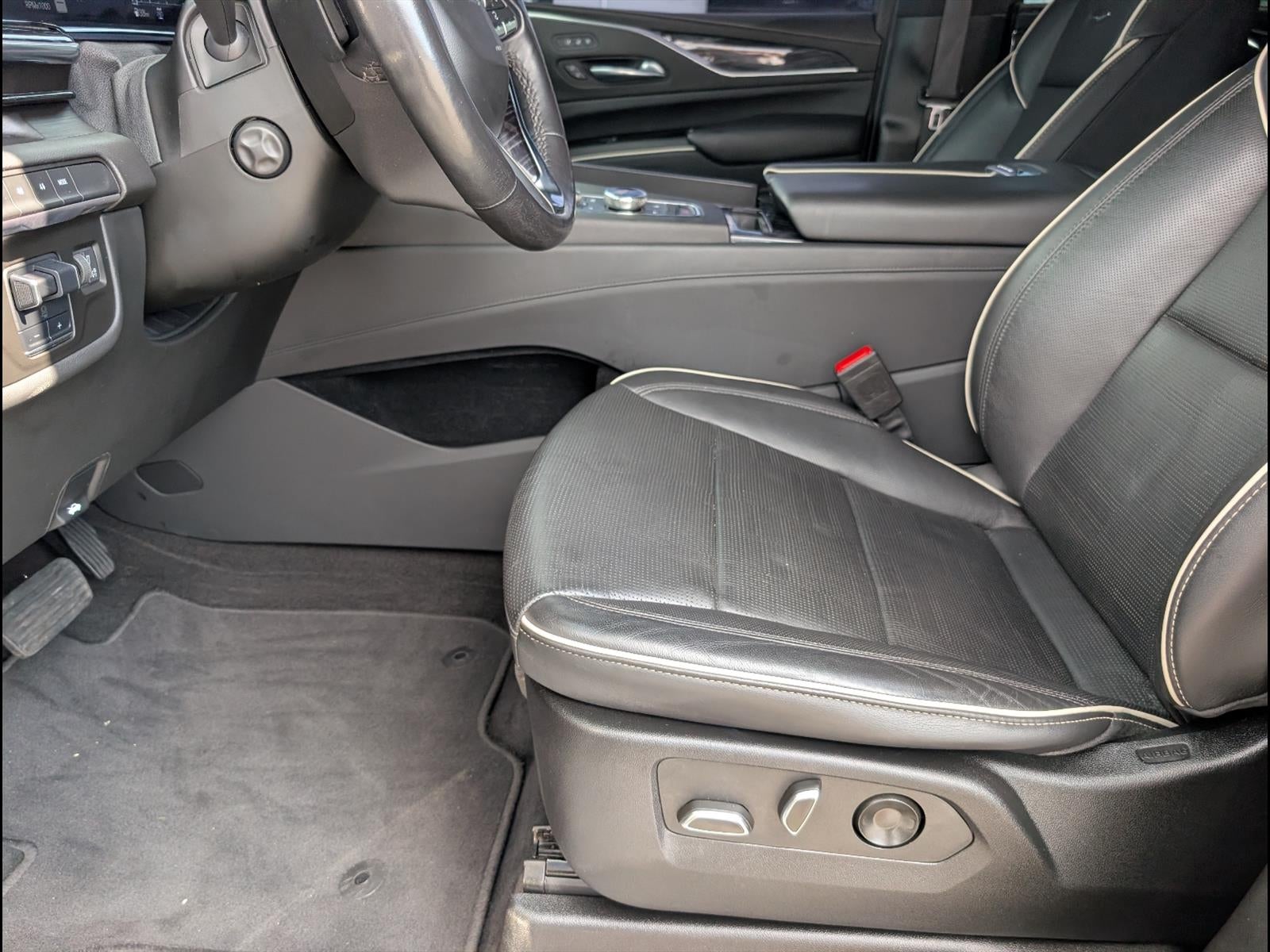 2022 Cadillac Escalade Sport