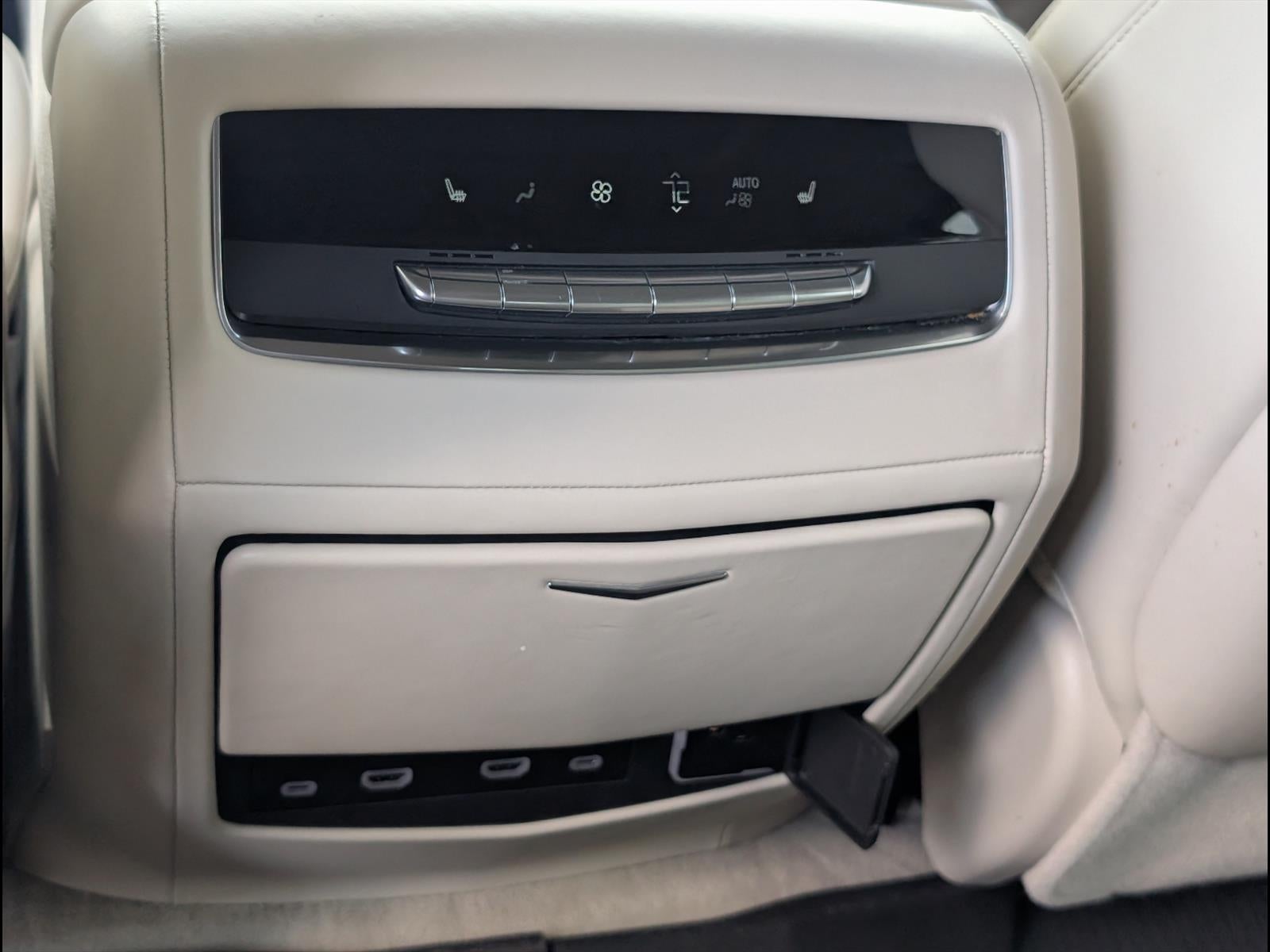 2024 Cadillac Escalade ESV Premium Luxury Platinum