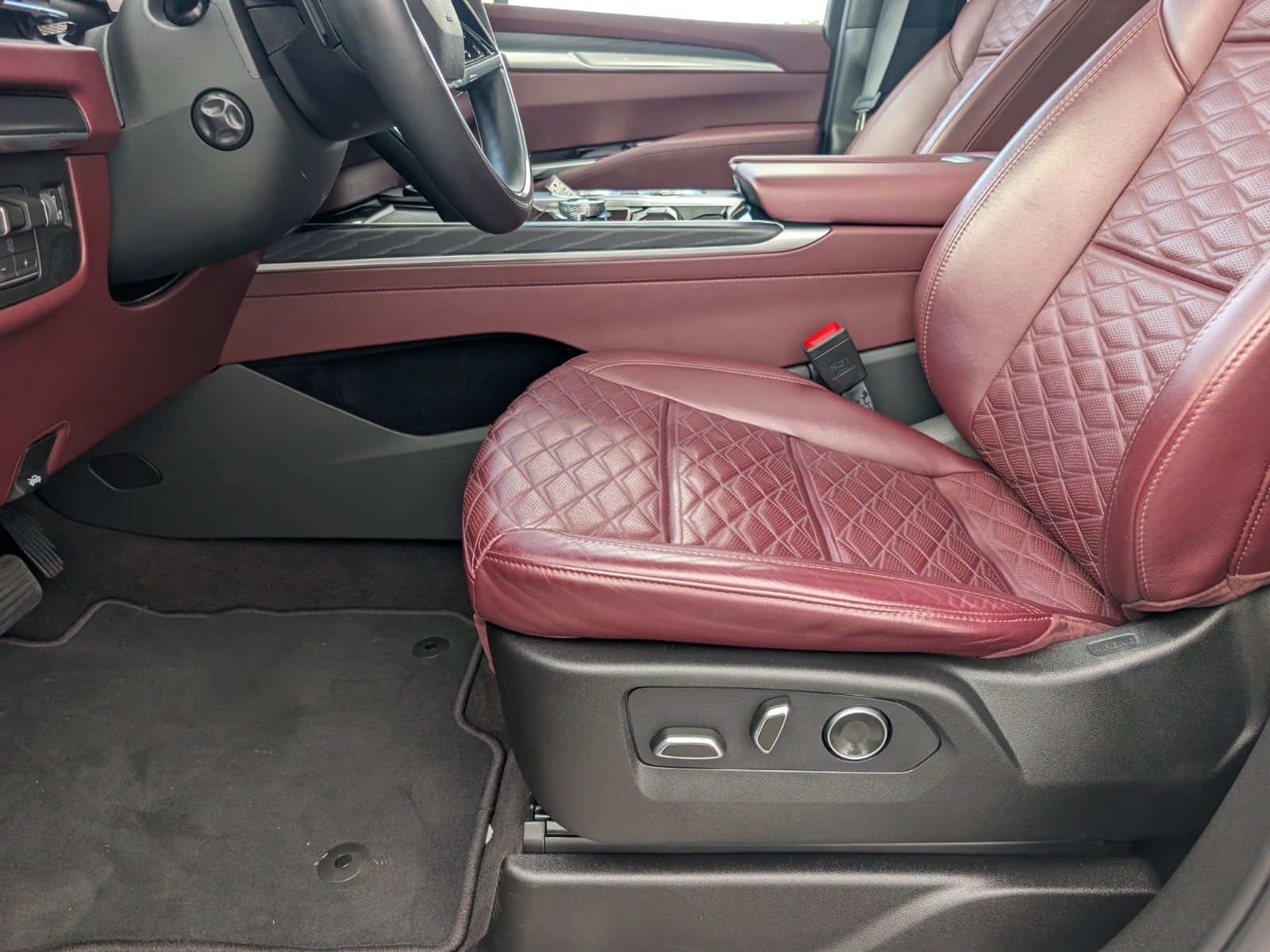 2026 Cadillac Escalade ESV Luxury
