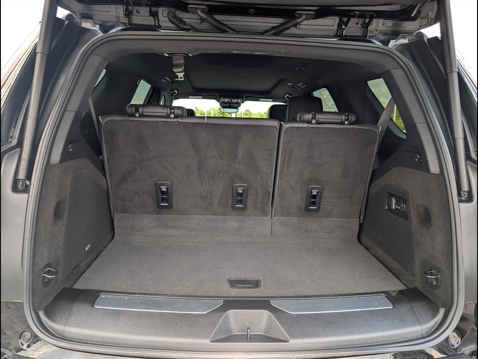 2025 Cadillac Escalade Premium Luxury
