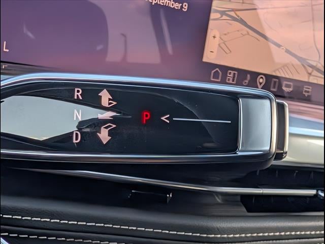 2025 Cadillac Escalade ESV Premium Luxury