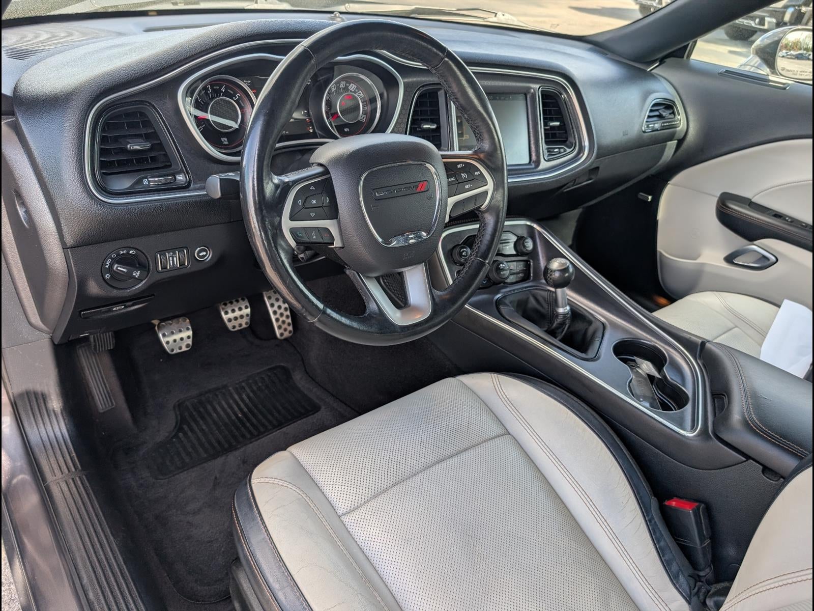 2016 Dodge Challenger R/T Plus