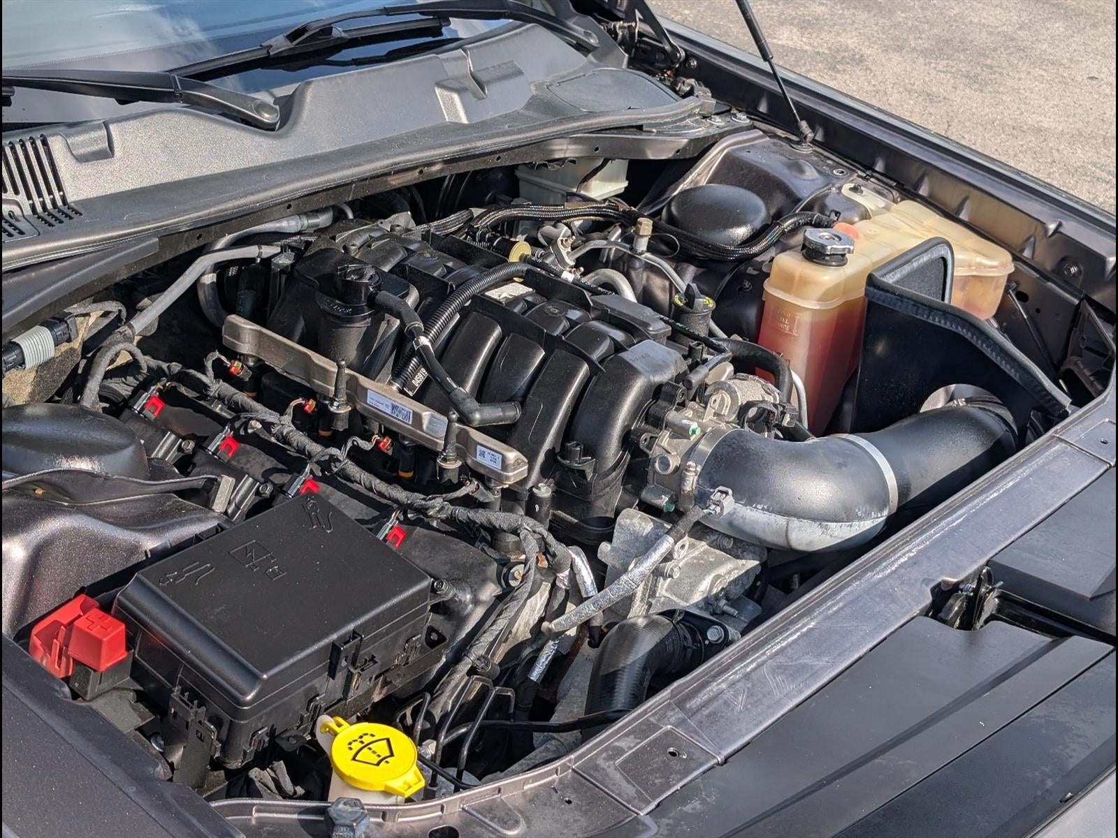 2016 Dodge Challenger R/T Plus