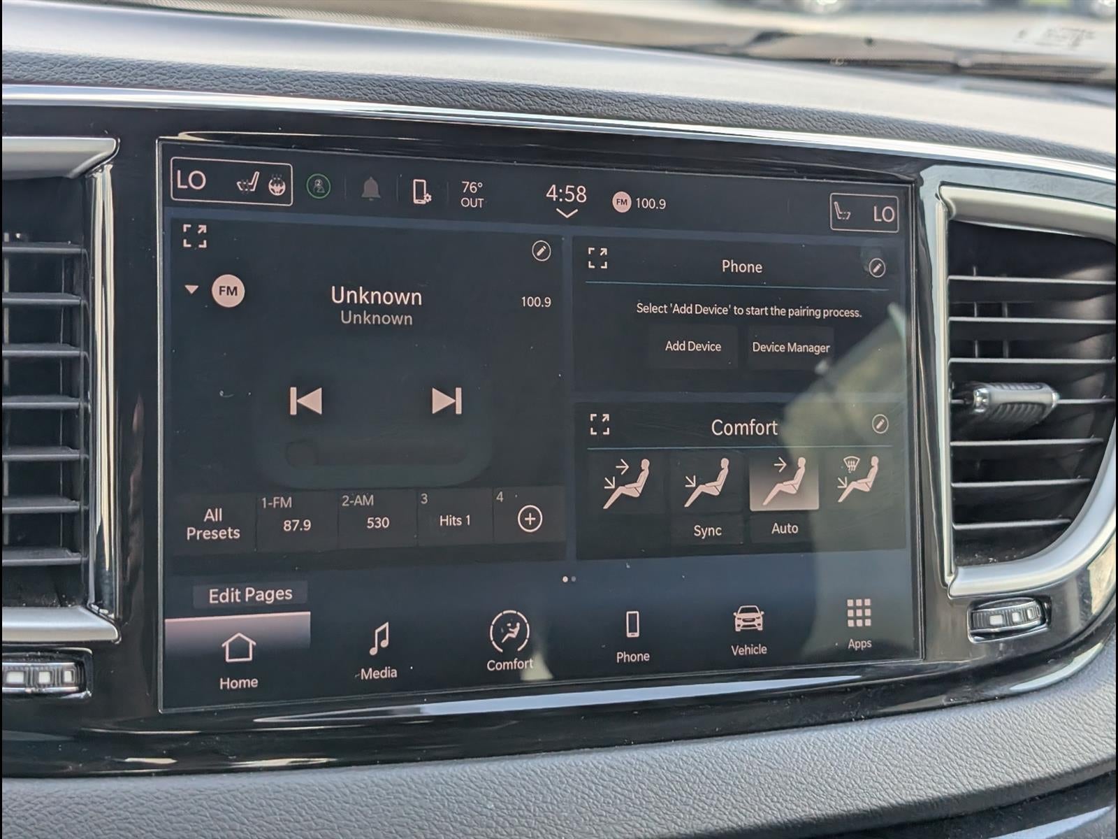 2024 Chrysler Pacifica Touring L