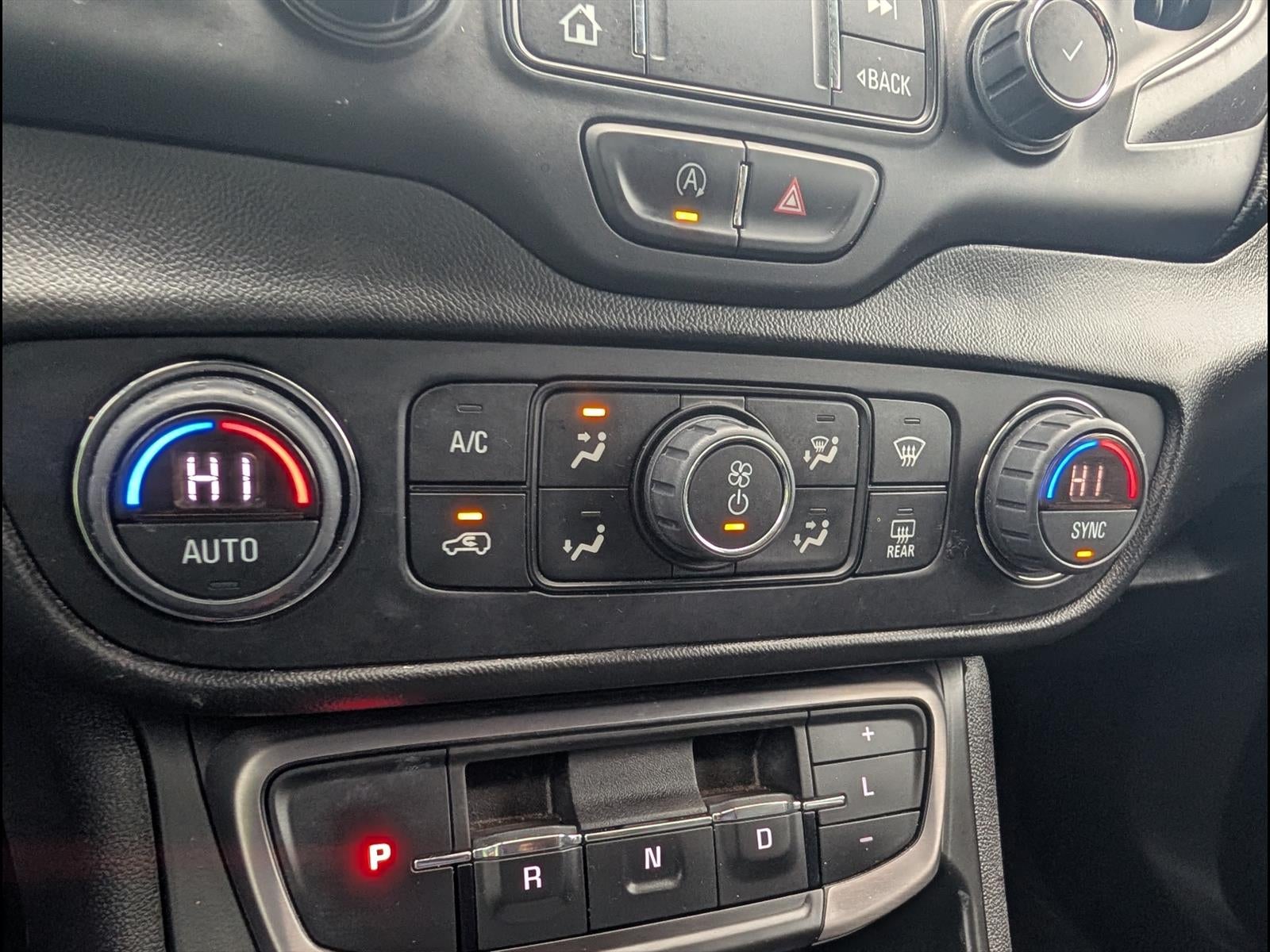 2022 GMC Terrain AT4