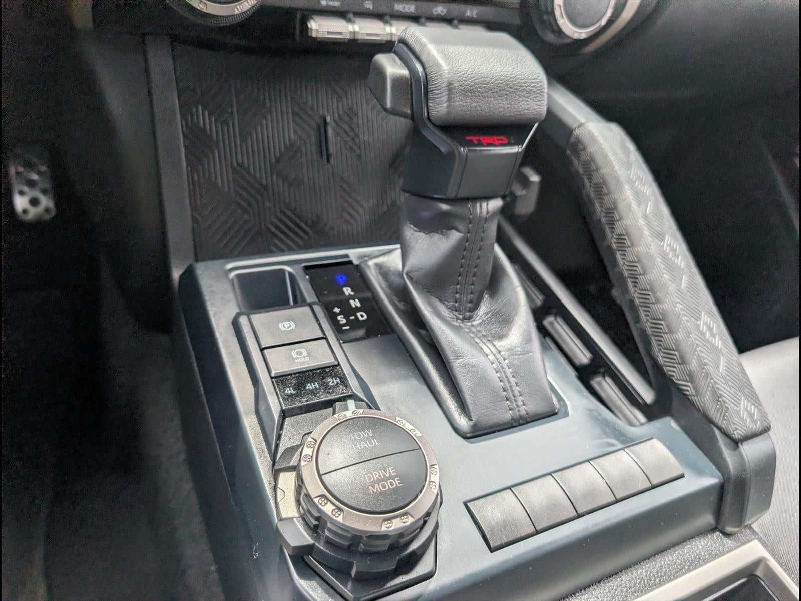 2025 Toyota Tacoma 4WD SR