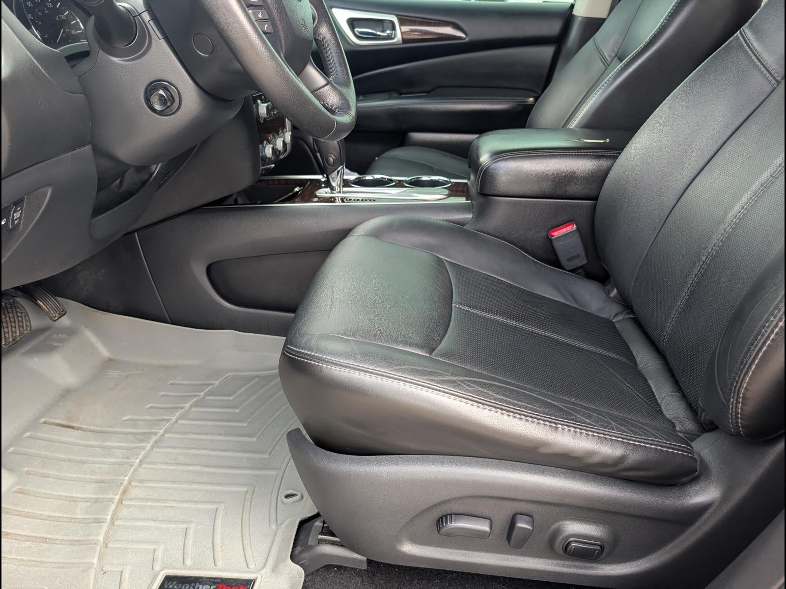 2014 Nissan Pathfinder Platinum
