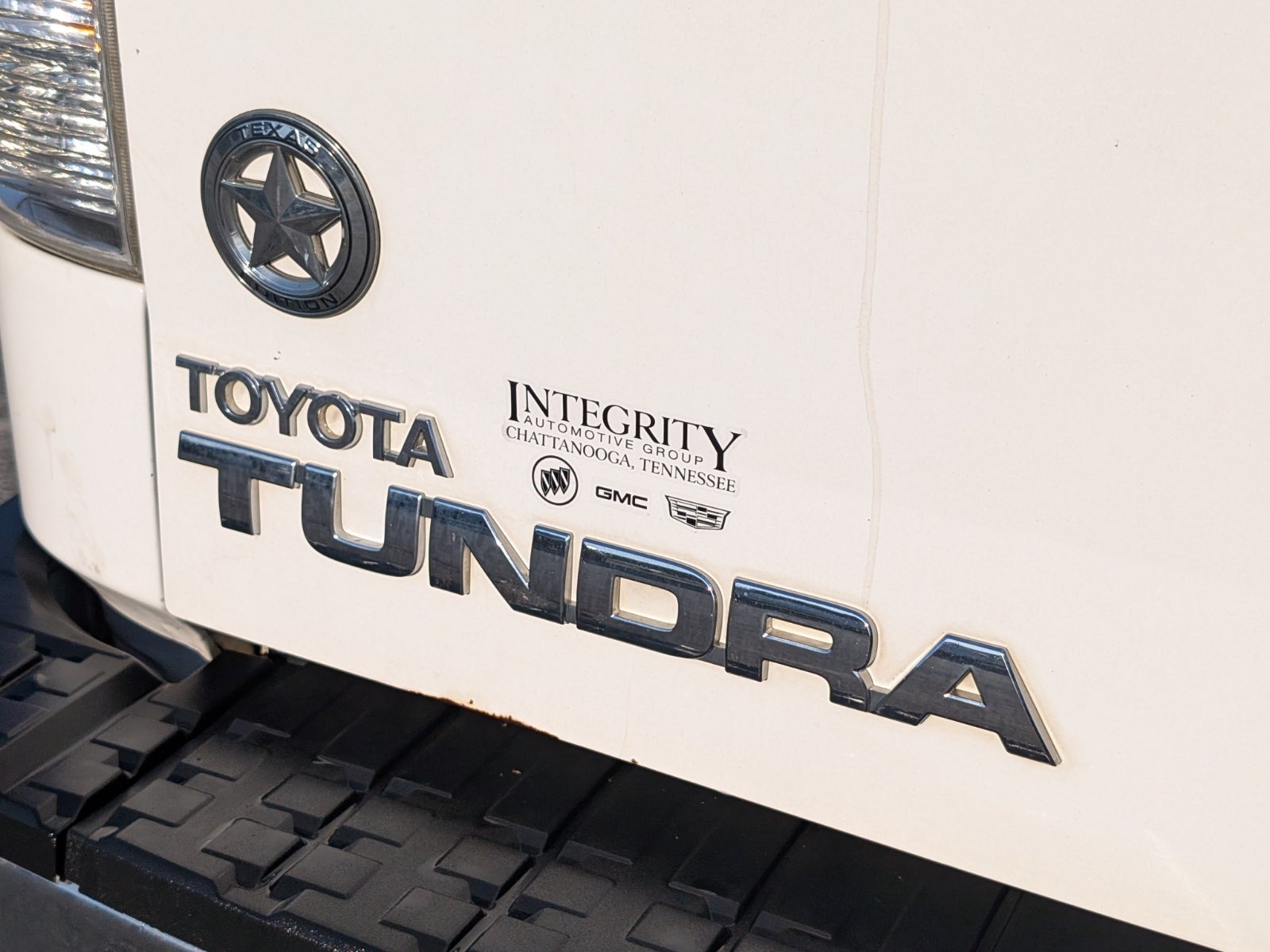 2012 Toyota Tundra 4WD Truck CrewMax 5.7L FFV V8 6-Spd AT (Natl)
