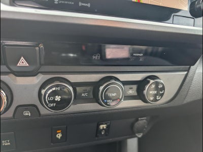 2016 Toyota Tacoma SR5