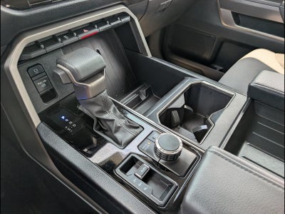 2024 Toyota Tundra 4WD SR5