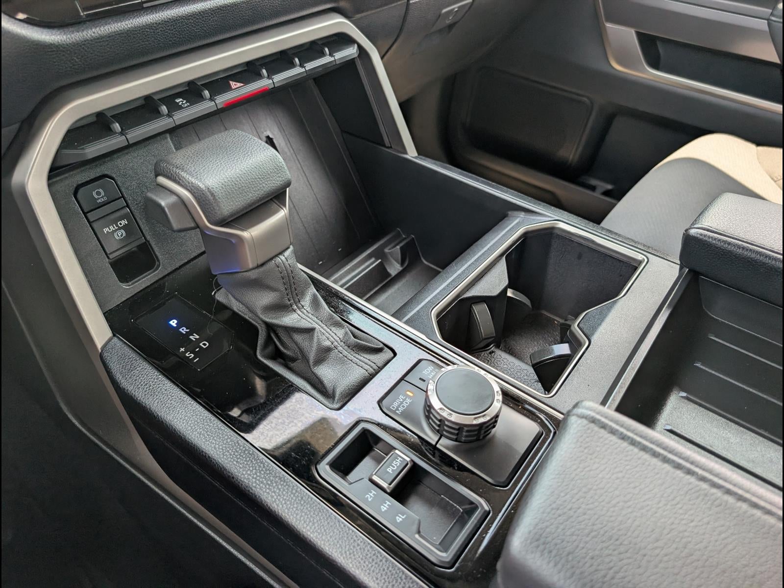2024 Toyota Tundra 4WD SR5