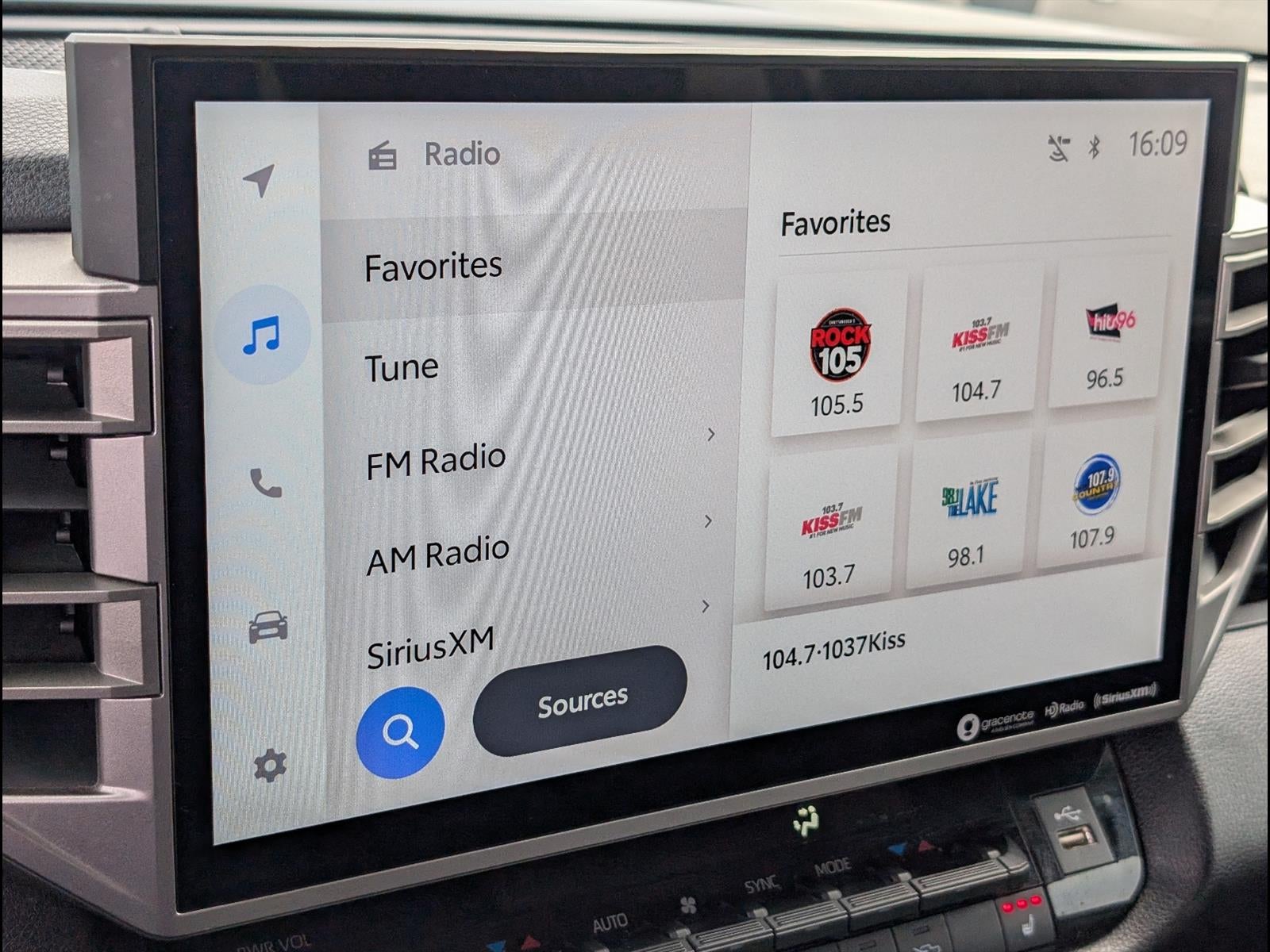 2023 Toyota Tundra 4WD SR5