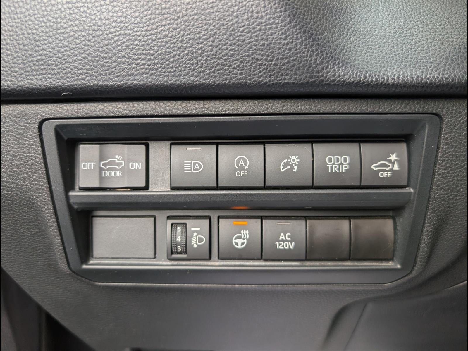 2023 Toyota Tundra 4WD SR5