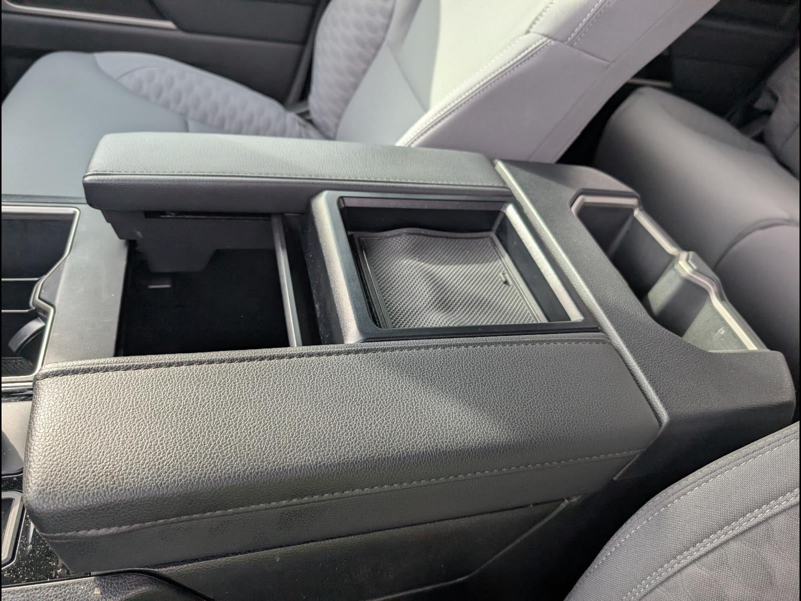 2024 Toyota Tundra 4WD SR5