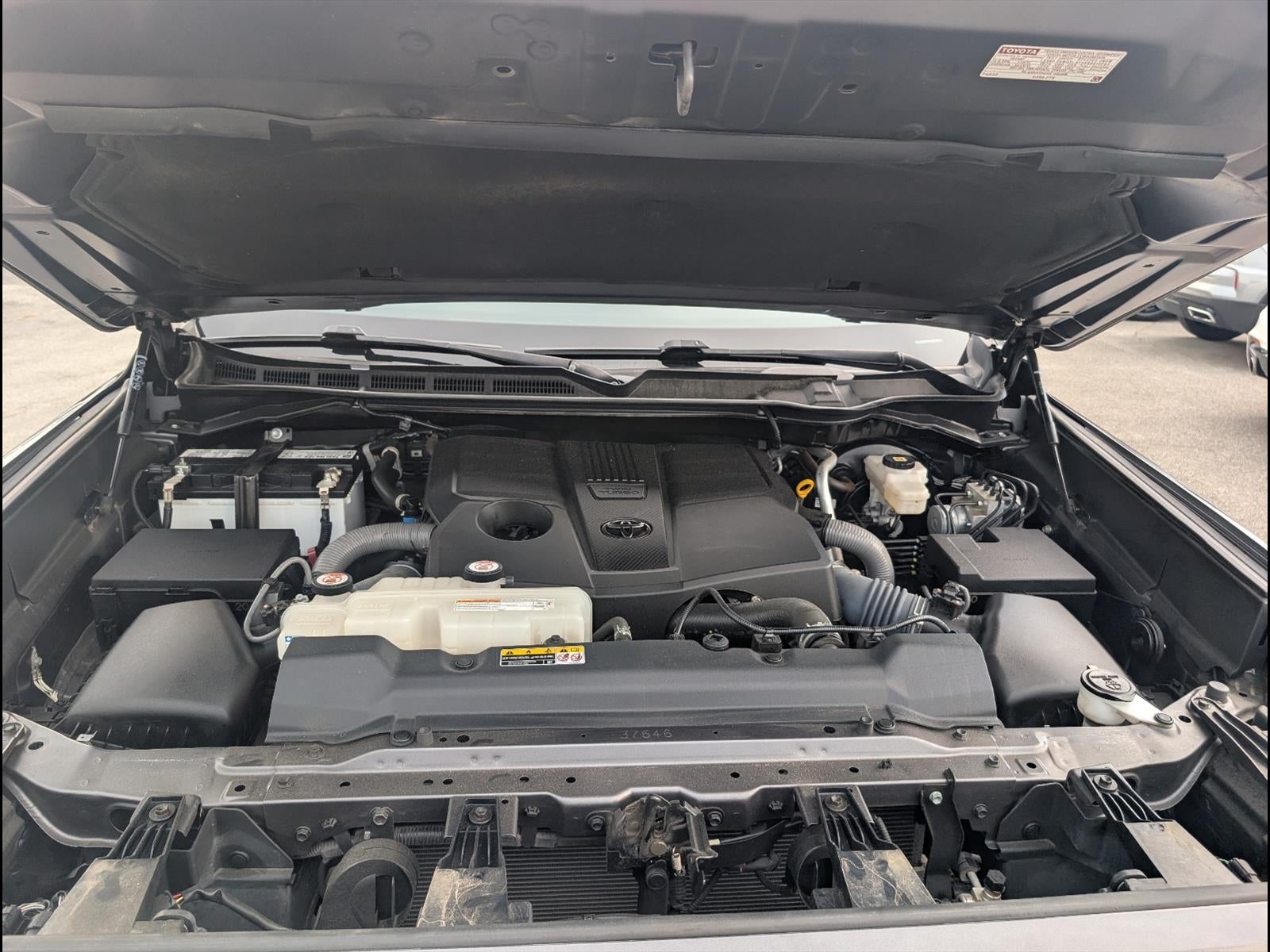 2024 Toyota Tundra 4WD SR5