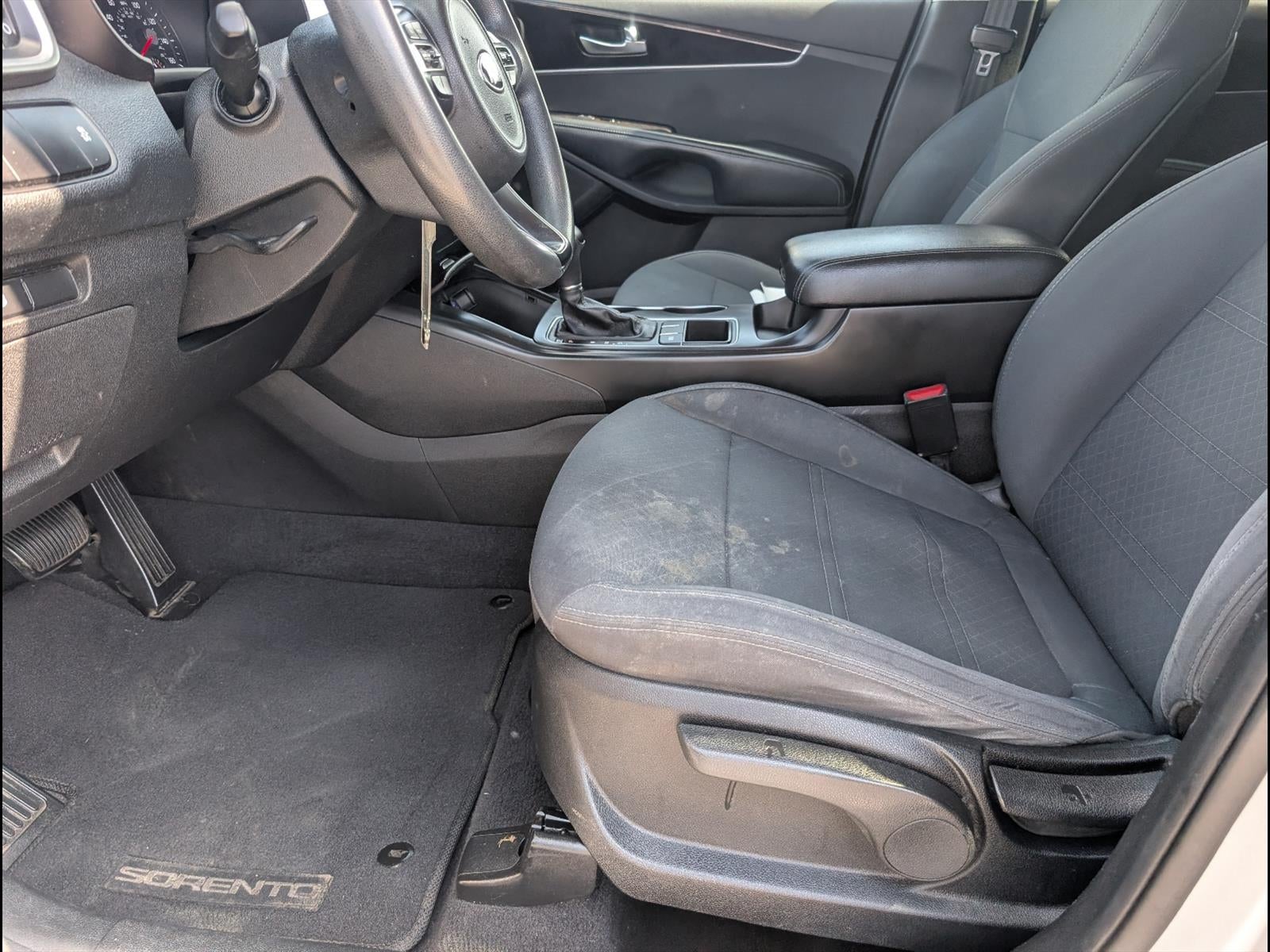2018 Kia Sorento L