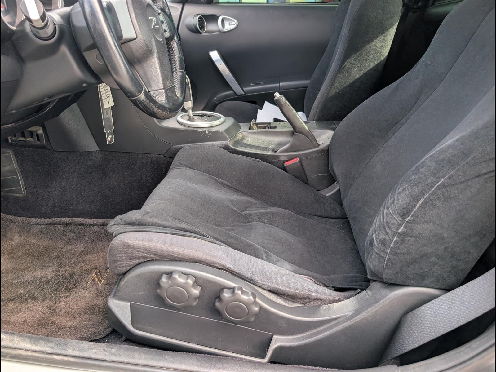 2004 Nissan 350Z Enthusiast