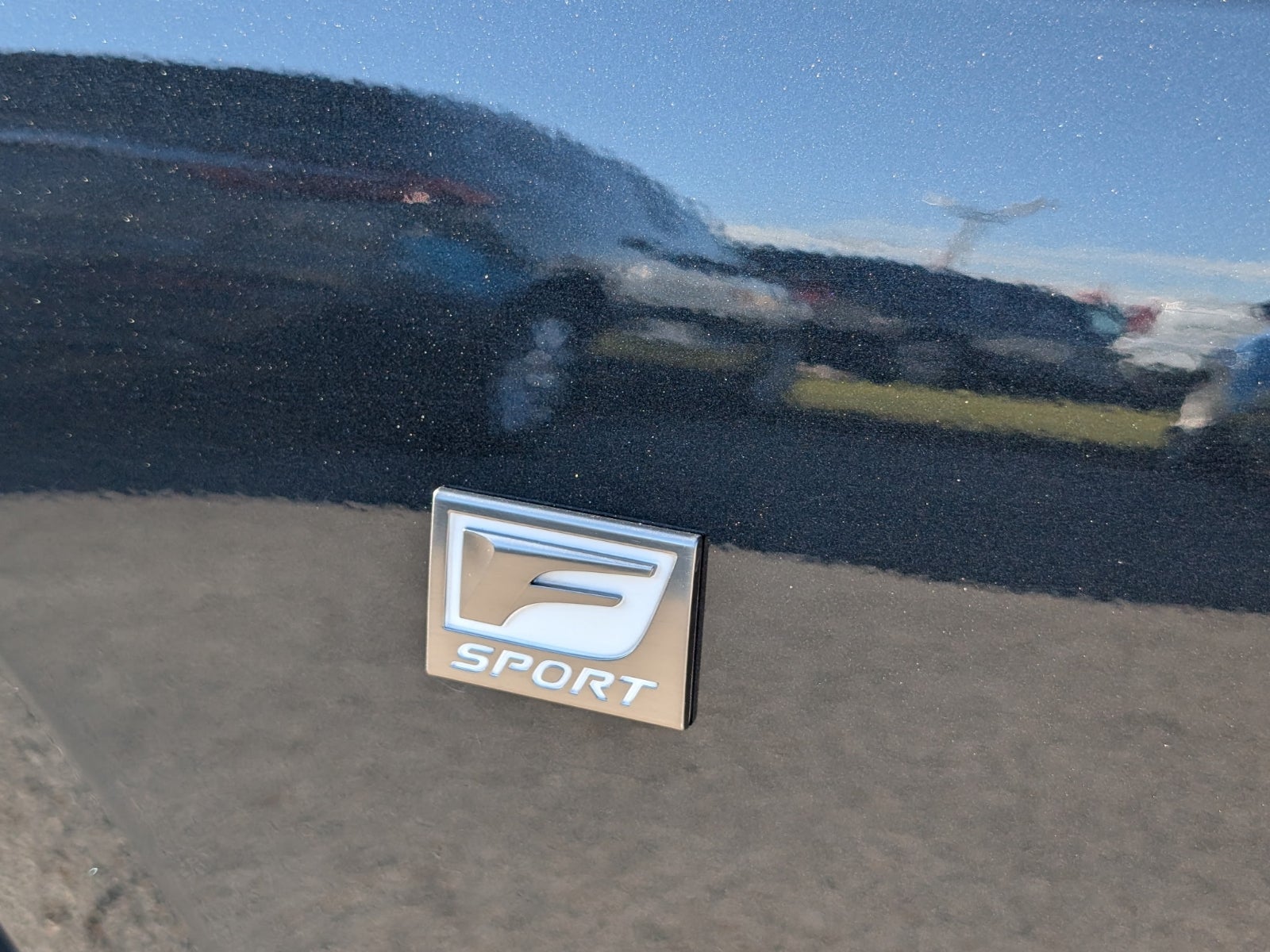 2024 Lexus IS IS 350 F SPORT Design