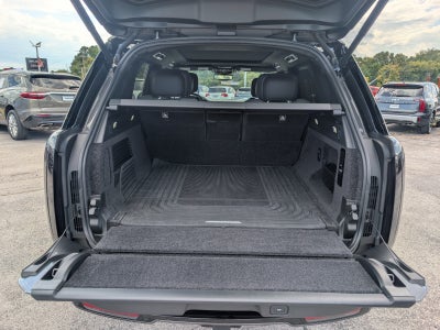 2024 Land Rover Range Rover SV