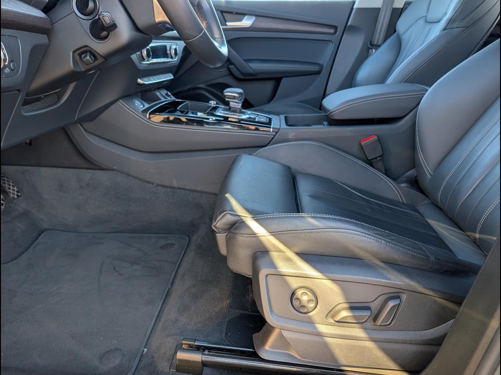 2024 Audi Q5 S line Premium Plus