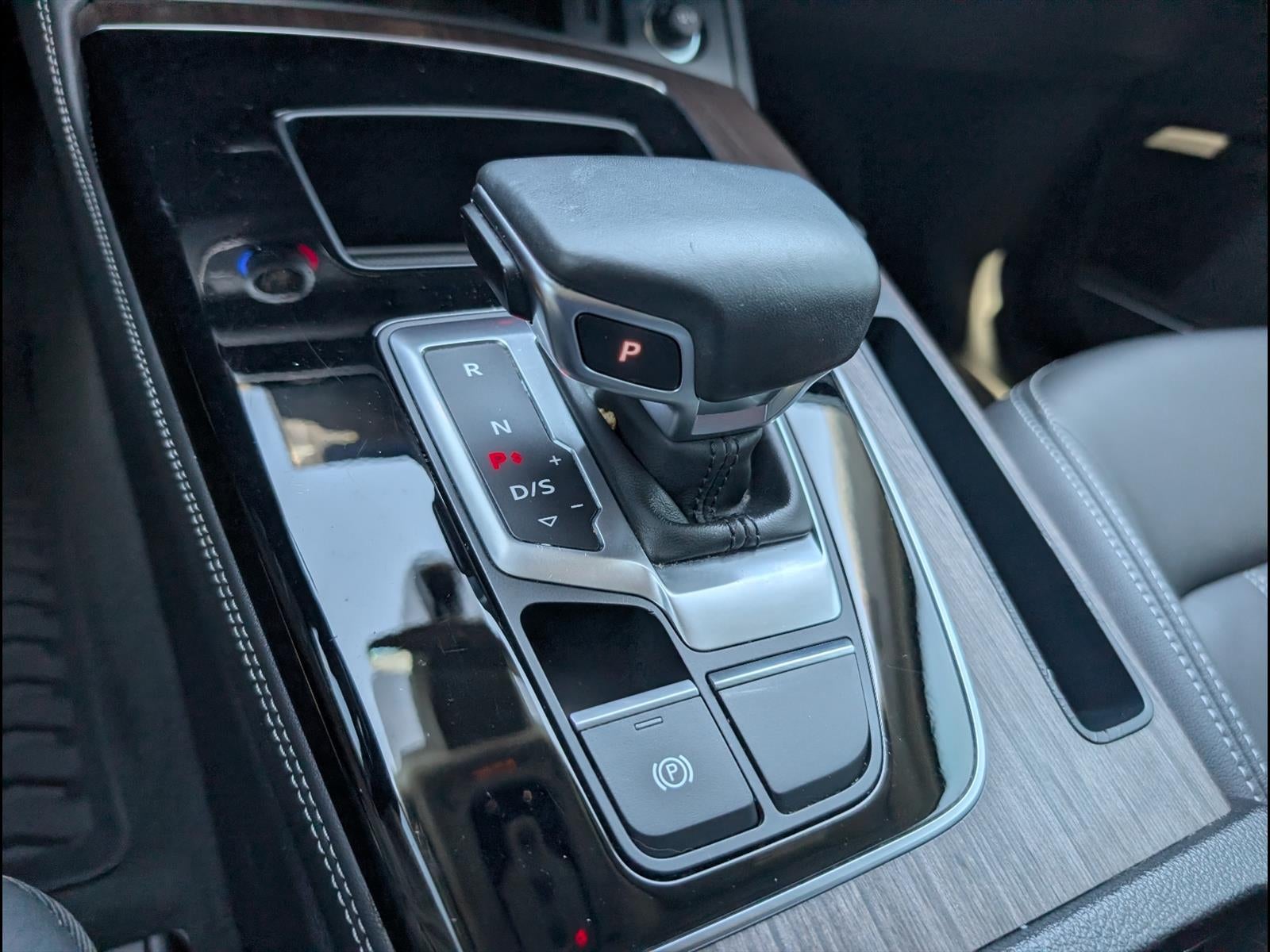 2022 Audi Q5 S line Premium Plus