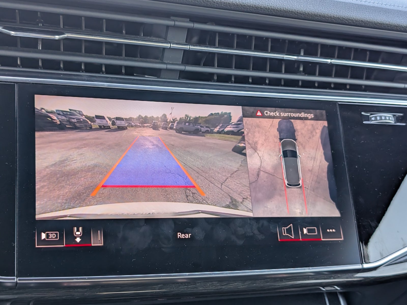 2025 Audi Q7 Premium Plus