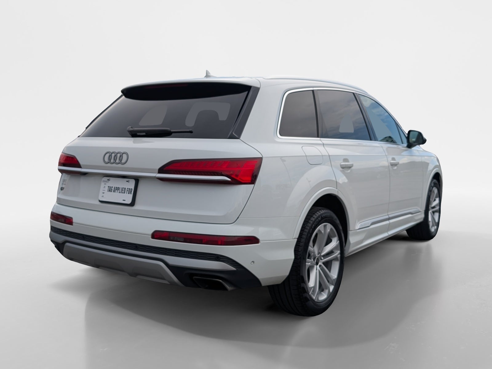 2025 Audi Q7 Premium Plus