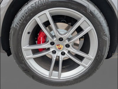 2024 Porsche Cayenne AWD