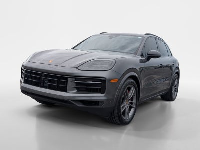 2024 Porsche Cayenne AWD