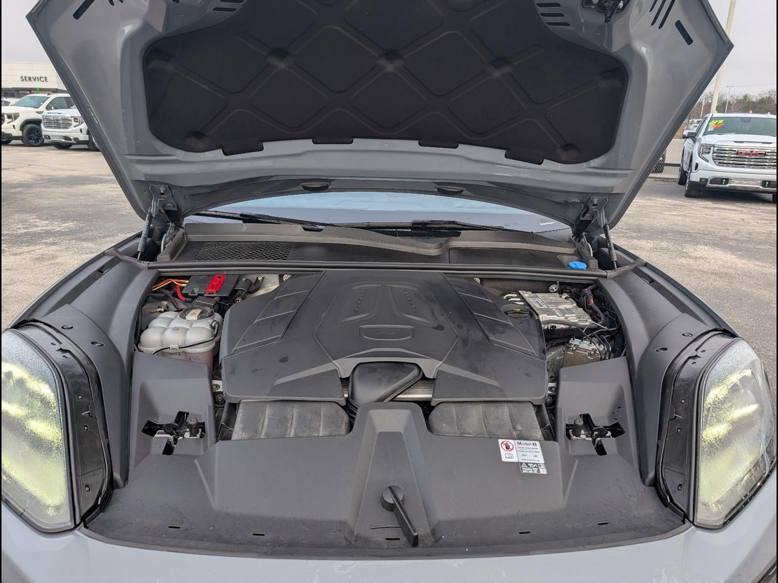 2024 Porsche Cayenne Coupe AWD