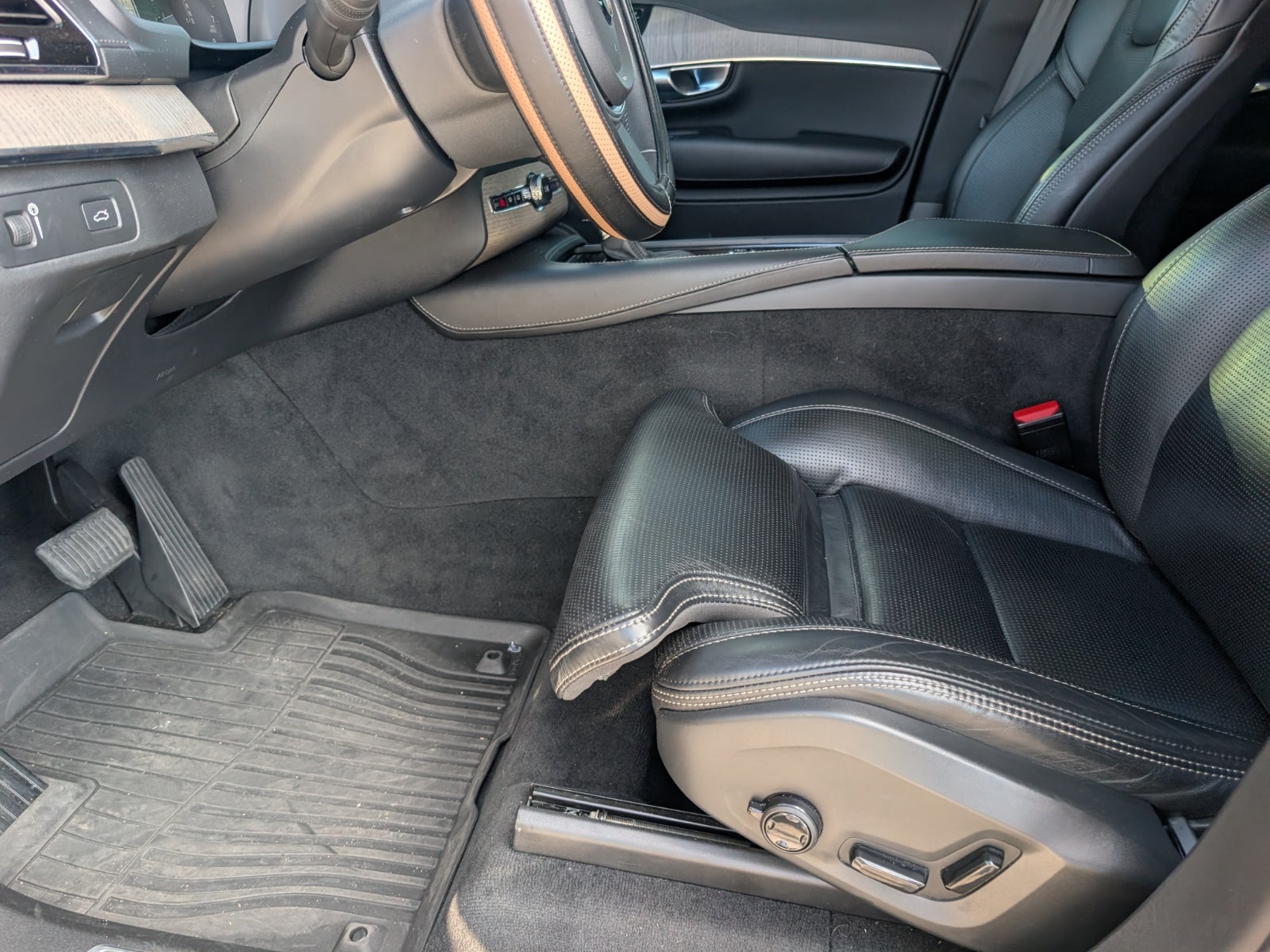 2021 Volvo XC90 Inscription