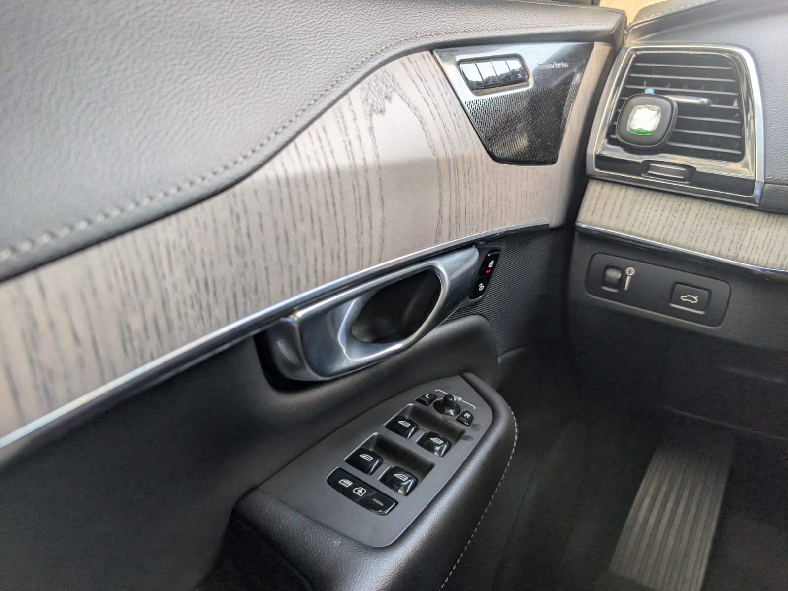2021 Volvo XC90 Inscription