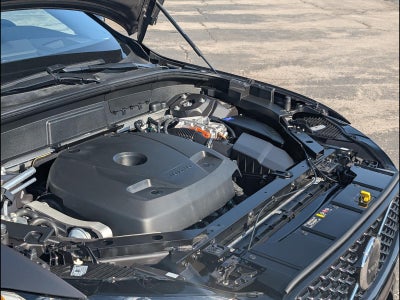 2023 Volvo XC60 Recharge Plug-In Hyb Ultimate Dark Theme